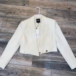 Zara cream crop blazer
